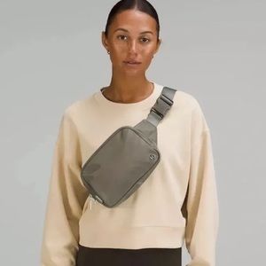 Grey Sage Everywhere Large Lululemon Belt Bag 2L sold out
